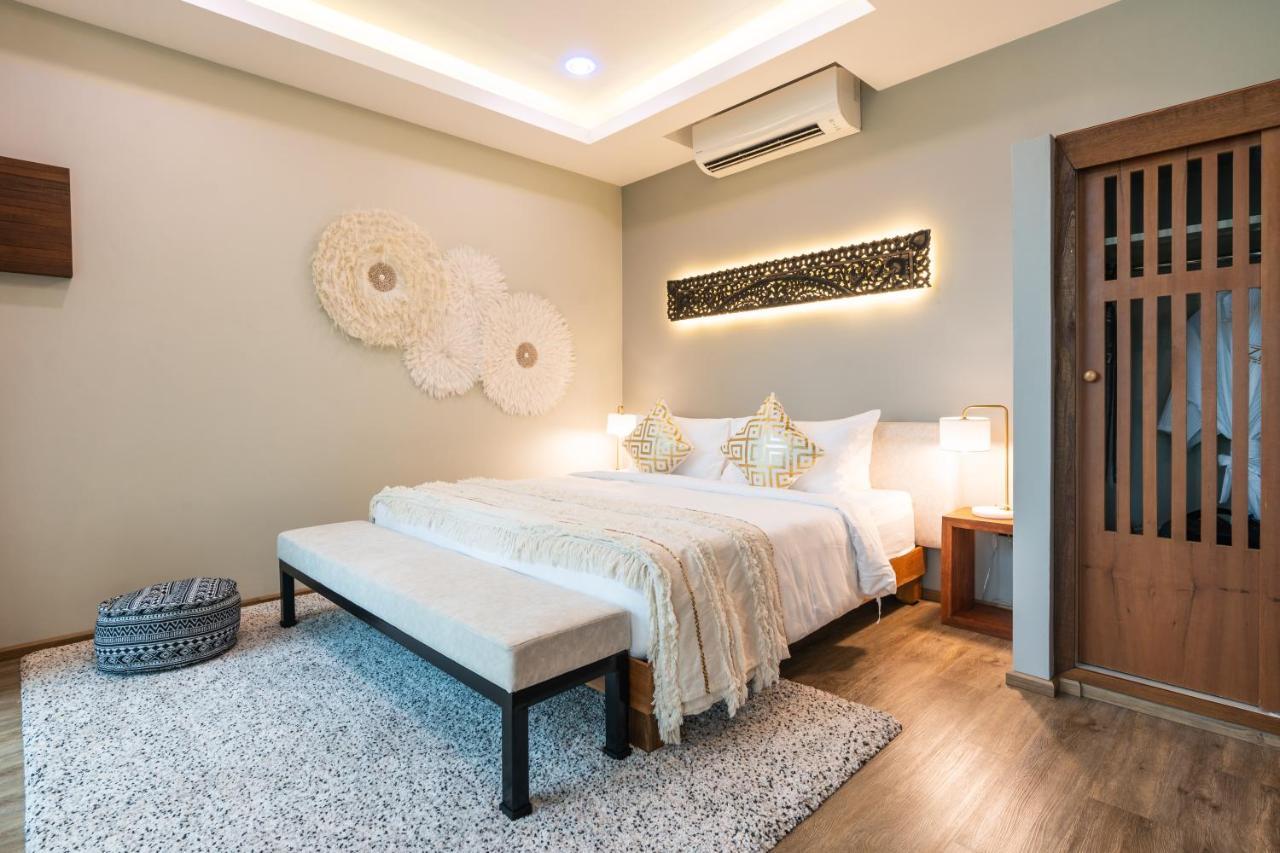 Zee Luxury Boutique Hotel Hinkong Exteriör bild
