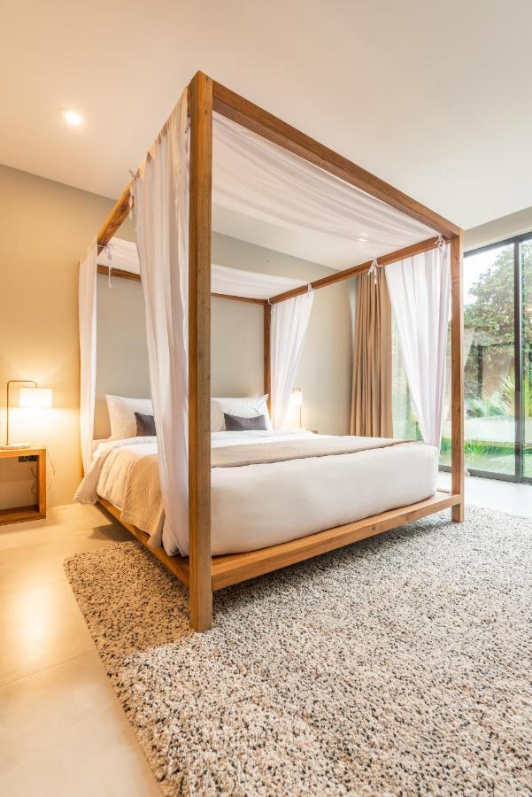 Zee Luxury Boutique Hotel Hinkong Exteriör bild